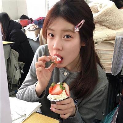 红色八爪女
